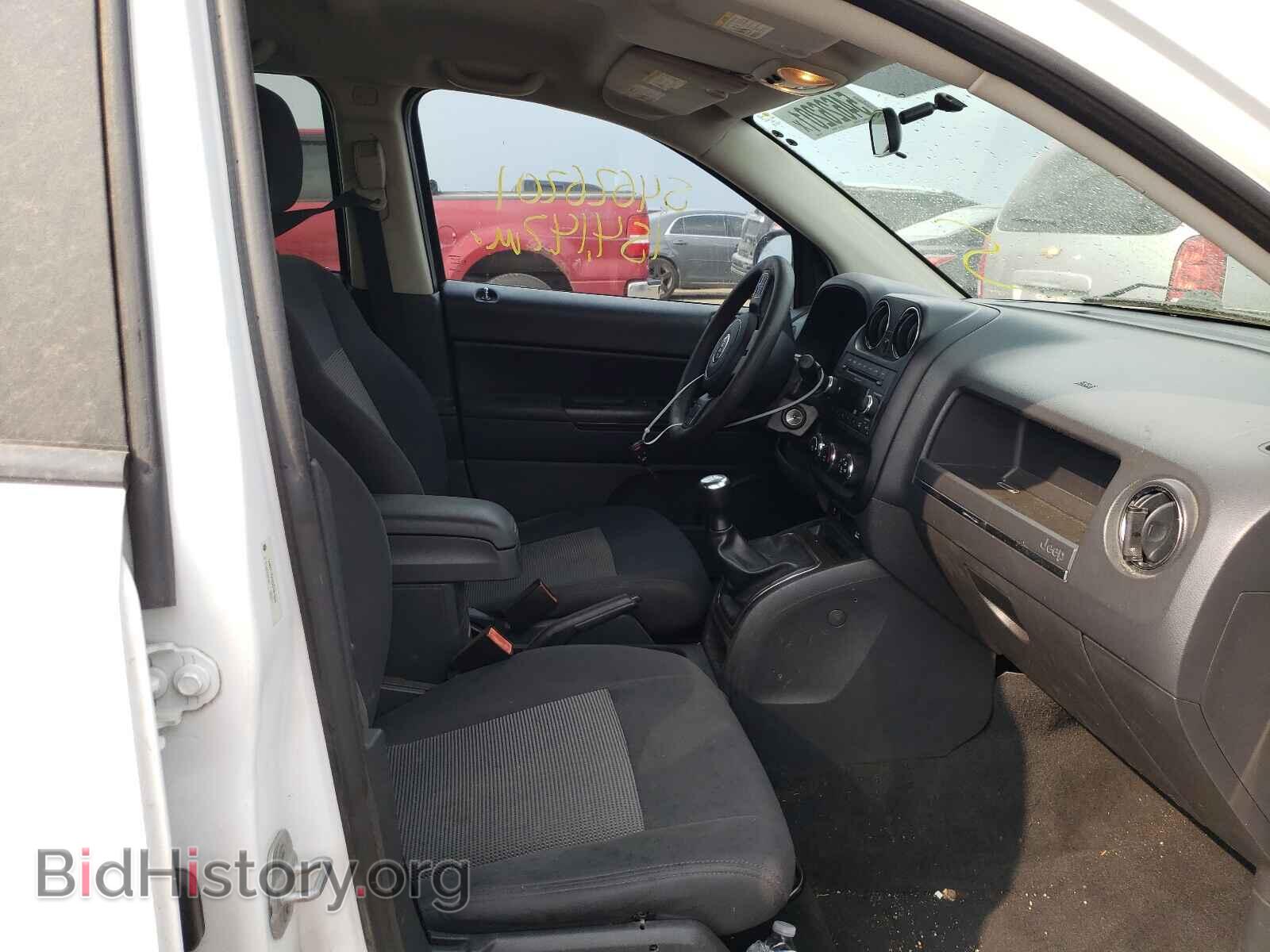2011 JEEP COMPASS - VIN: 1J4NT1FA9BD261068 - Photo 5