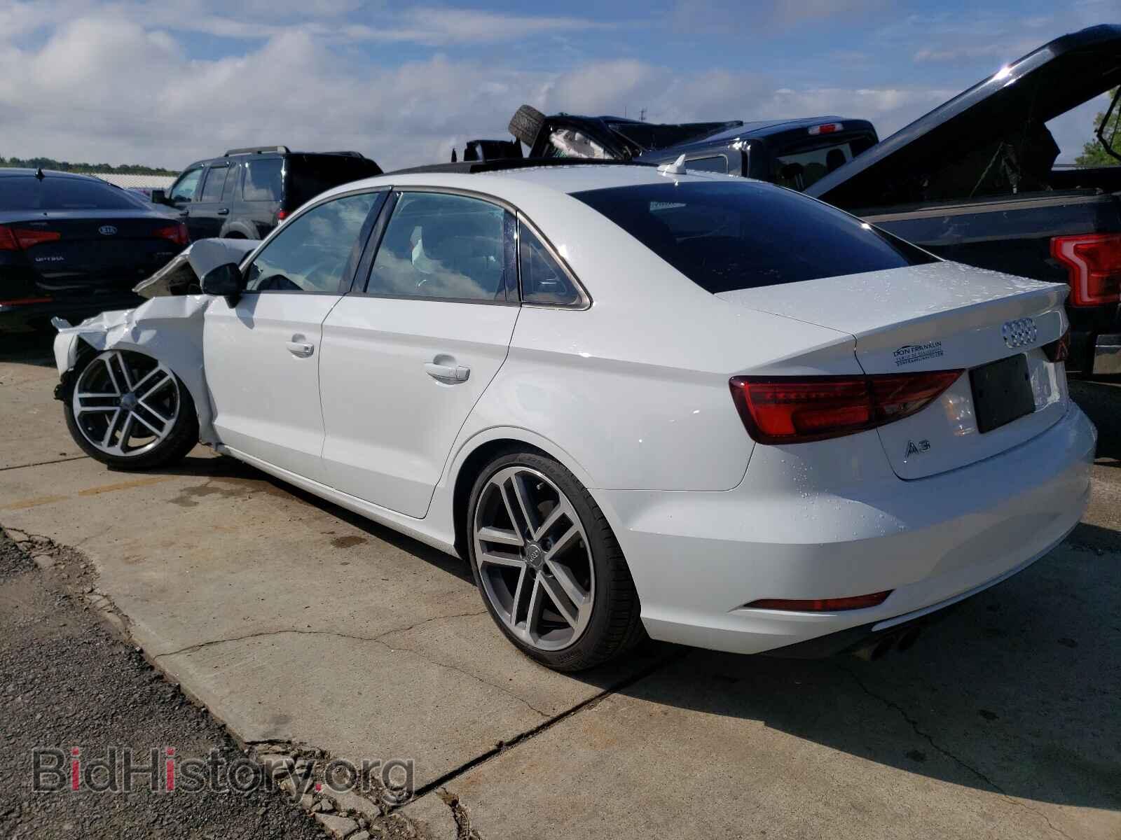 2017 AUDI A3 - VIN: WAUAUGFF1H1037624 - Фото 3