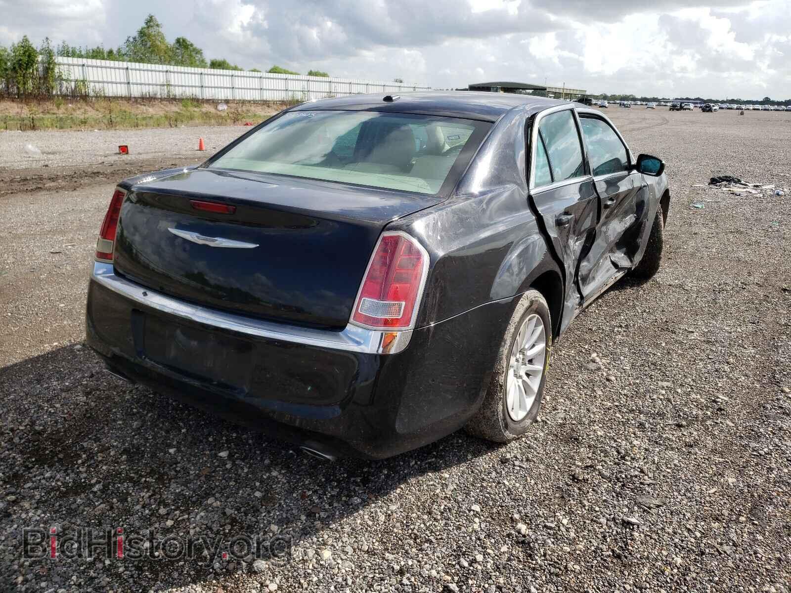 2011 CHRYSLER 300 - VIN: 2C3CA4CG7BH516711 - Photo 4
