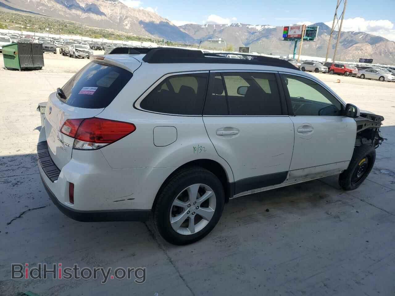 2014 SUBARU OUTBACK - VIN: 4S4BRBLC6E3230742 - Фото 3