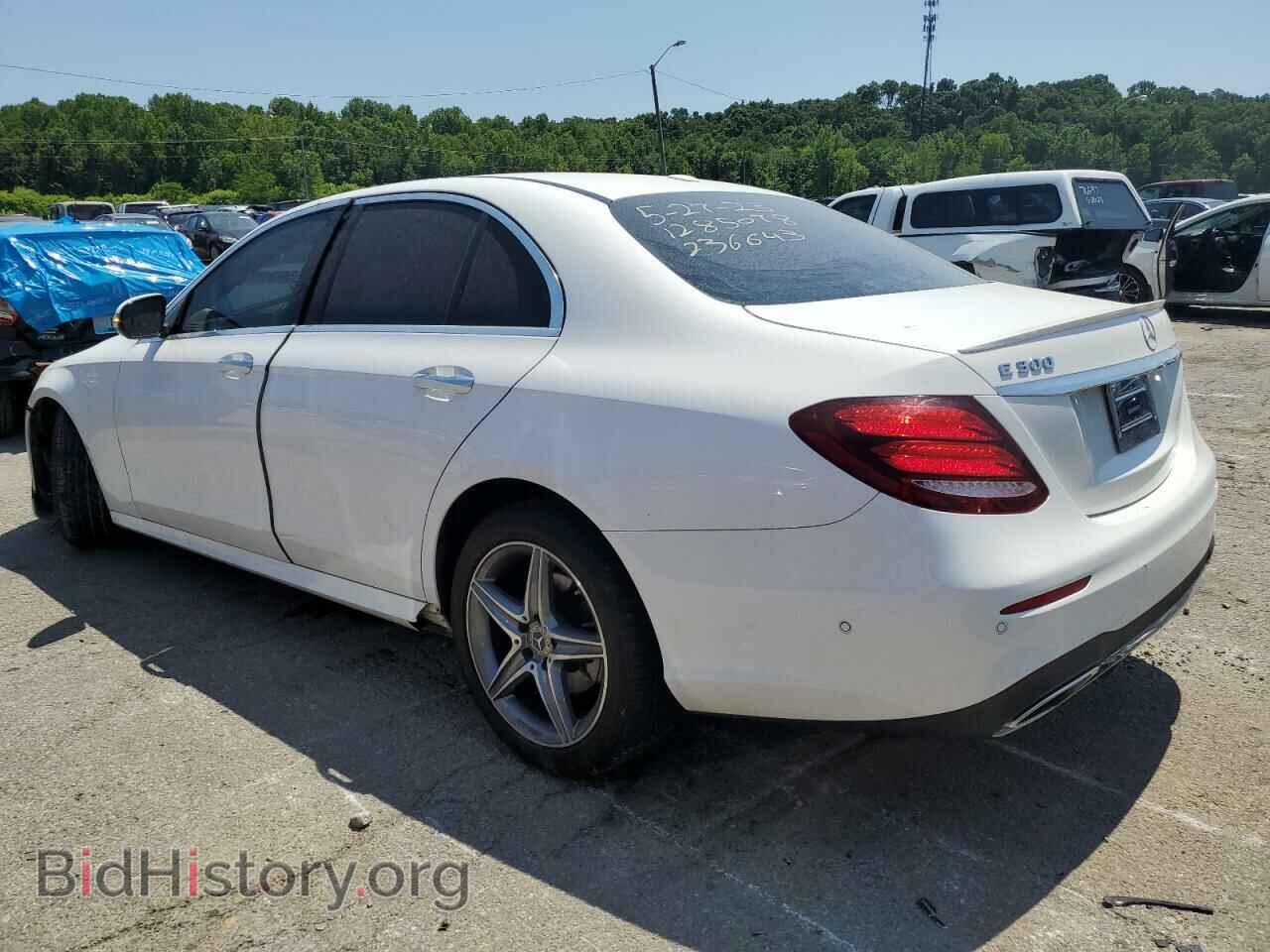 2017 MERCEDES-BENZ E-CLASS - VIN: WDDZF4KB4HA236643 - Фото 2