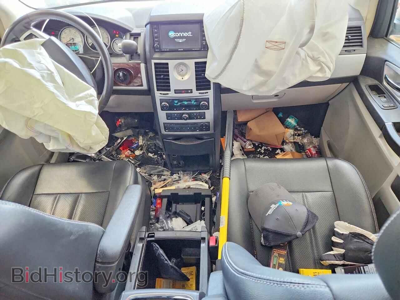 2010 CHRYSLER MINIVAN - VIN: 2A4RR8DX9AR448533 - Фото 8