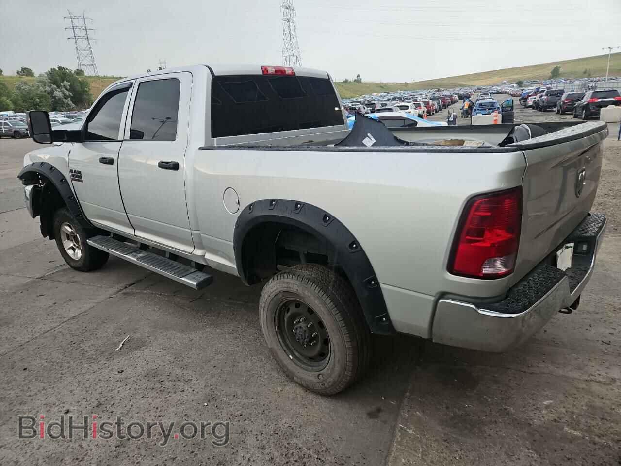 2018 RAM All Models - VIN: 3C6UR5CL2JG359669 - Фото 2