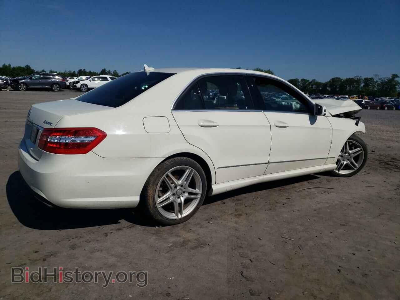 2011 MERCEDES-BENZ E-CLASS - VIN: WDDHF8HB2BA368401 - Фото 3