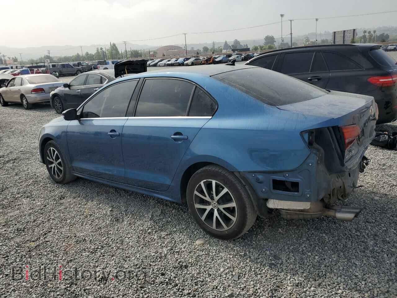2017 VOLKSWAGEN JETTA - VIN: 3VWDB7AJ1HM307579 - Фото 2