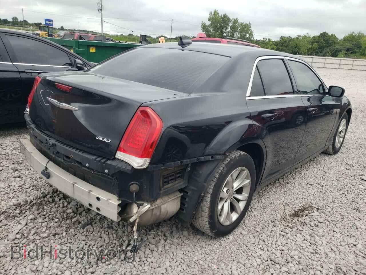 2015 CHRYSLER 300 - VIN: 2C3CCAAG7FH742975 - Фото 4