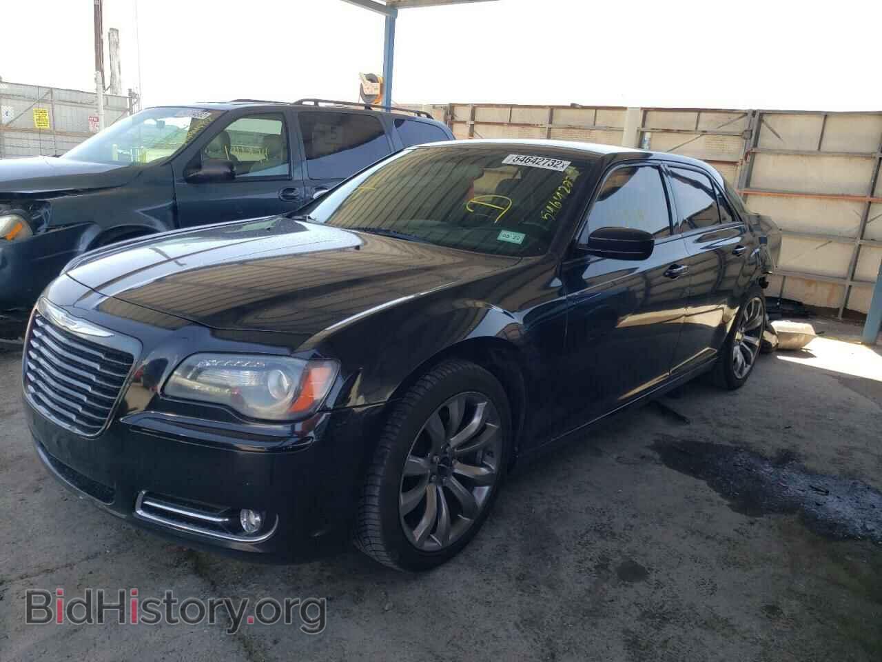 2014 CHRYSLER 300 - VIN: 2C3CCABG4EH376759 - Фото 2