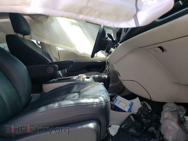 2021 Chrysler PACIFICA (VIN 2C4RC1BG5MR511780) — photo 5 of 10