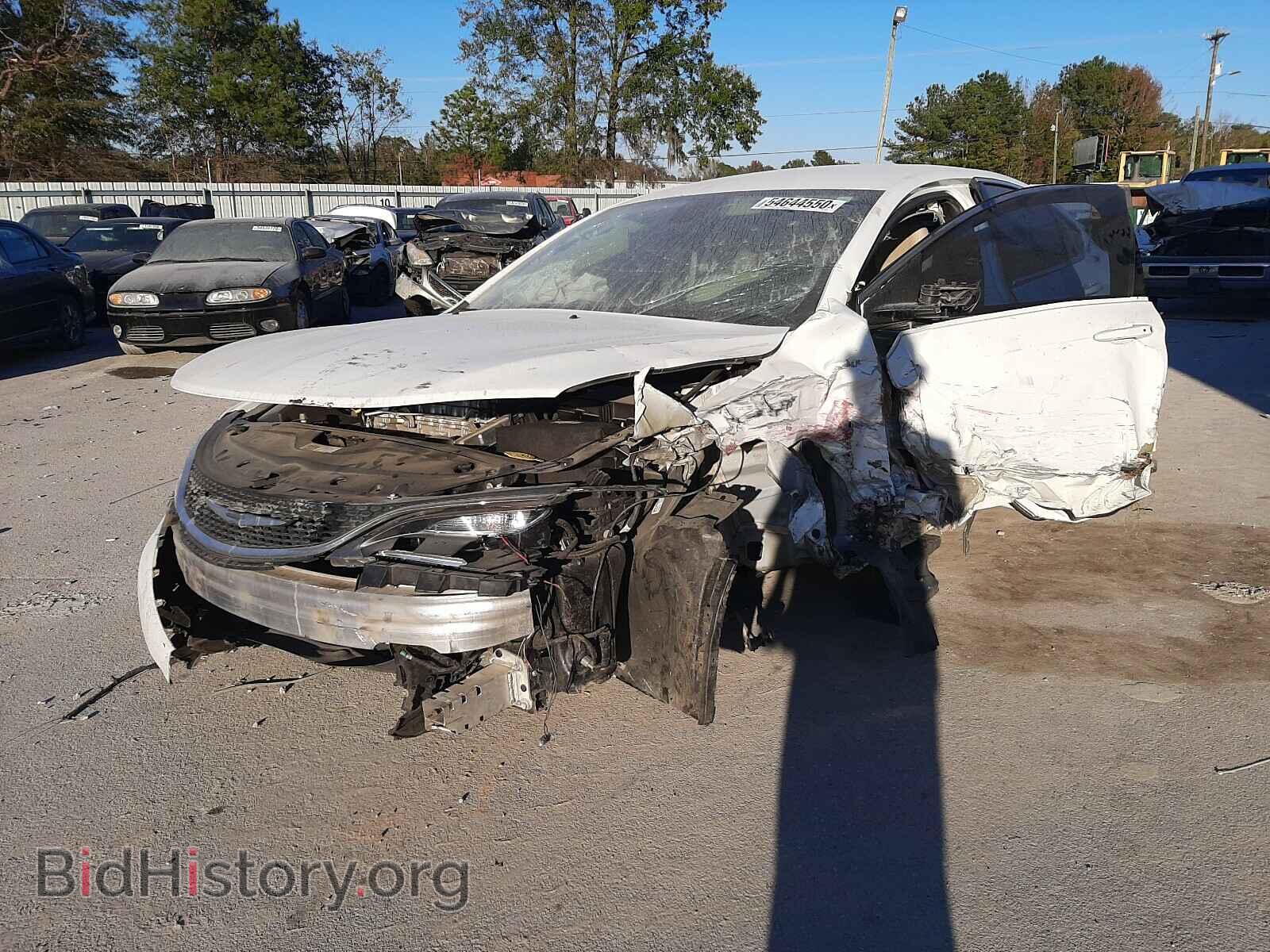 2016 CHRYSLER 200 - VIN: 1C3CCCFB0GN182492 - Фото 2