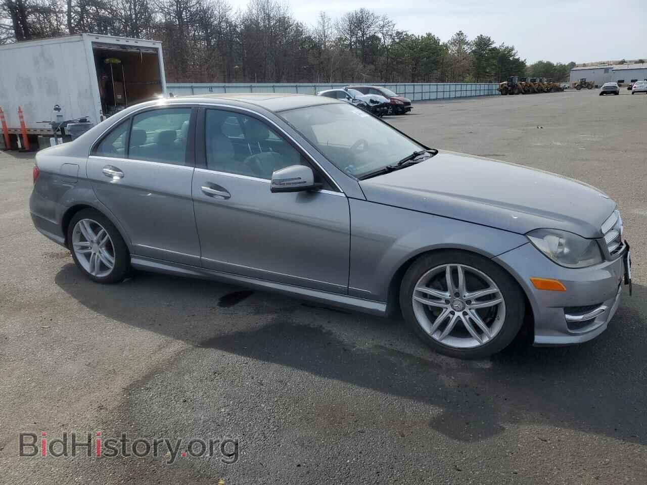 2012 MERCEDES-BENZ C-CLASS - VIN: WDDGF8BB2CA604776 - Фото 4
