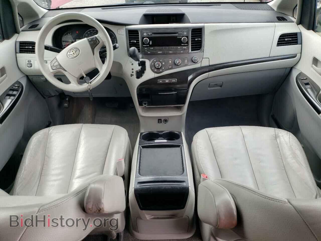 2011 TOYOTA All Models - VIN: 5TDKK3DC5BS066553 - Фото 8