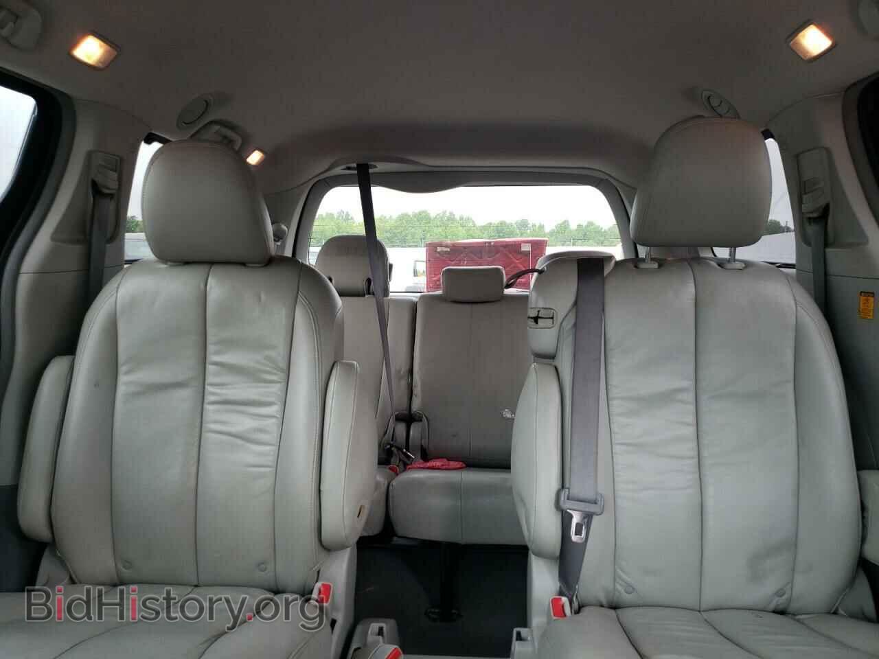 2011 TOYOTA All Models - VIN: 5TDKK3DC5BS066553 - Фото 10