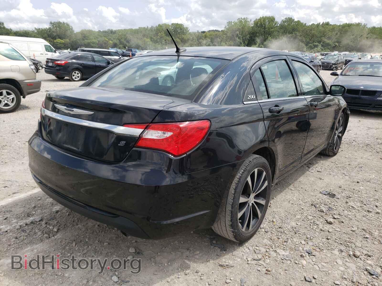 2014 CHRYSLER 200 - VIN: 1C3CCBBG7EN194860 - Фото 4