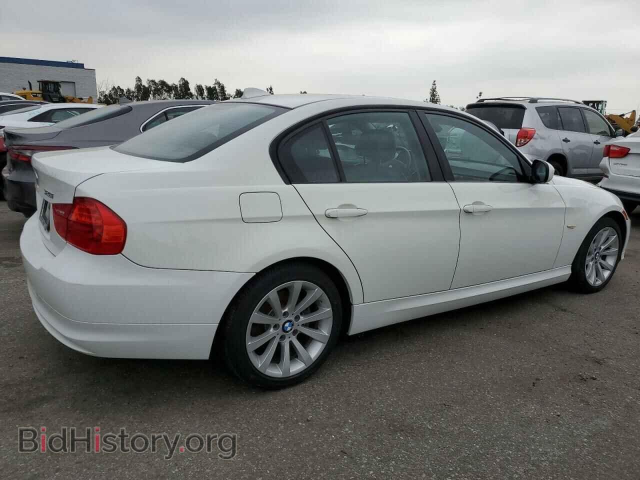 2011 BMW 3 SERIES - VIN: WBAPH5G58BNM82399 - Фото 3