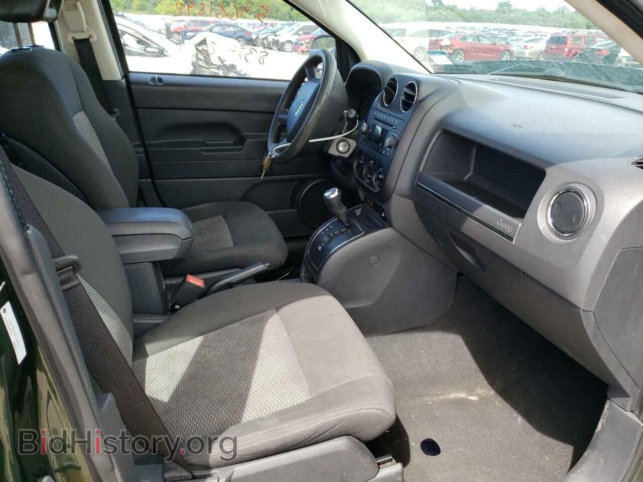 2009 JEEP COMPASS - VIN: 1J4FT47B79D137551 - Photo 5