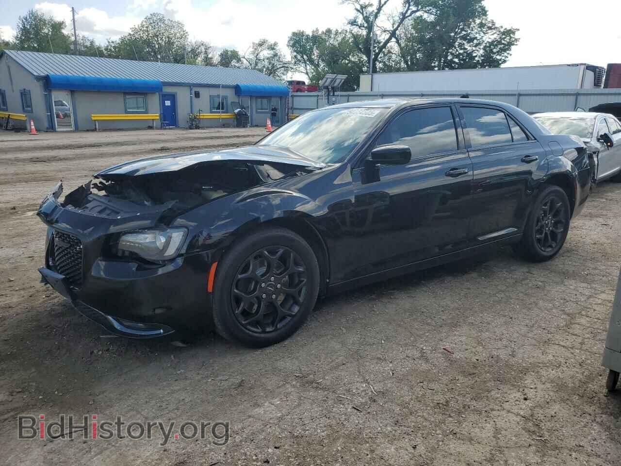 Фотография 2C3CCAGG8KH698471 - CHRYSLER 300 2019