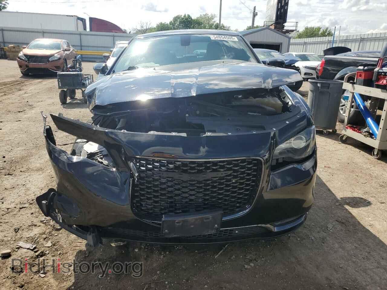 2019 CHRYSLER 300 - VIN: 2C3CCAGG8KH698471 - Фото 5