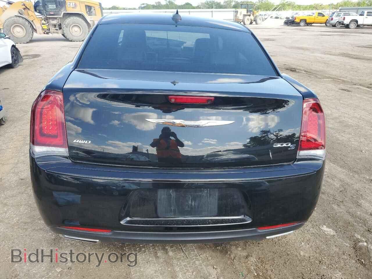 2019 CHRYSLER 300 - VIN: 2C3CCAGG8KH698471 - Фото 6