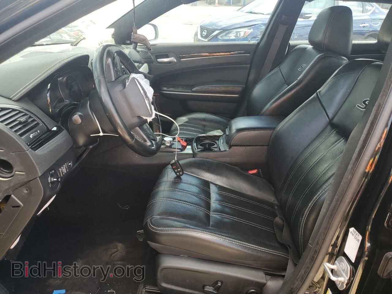 2019 CHRYSLER 300 - VIN: 2C3CCAGG8KH698471 - Фото 7