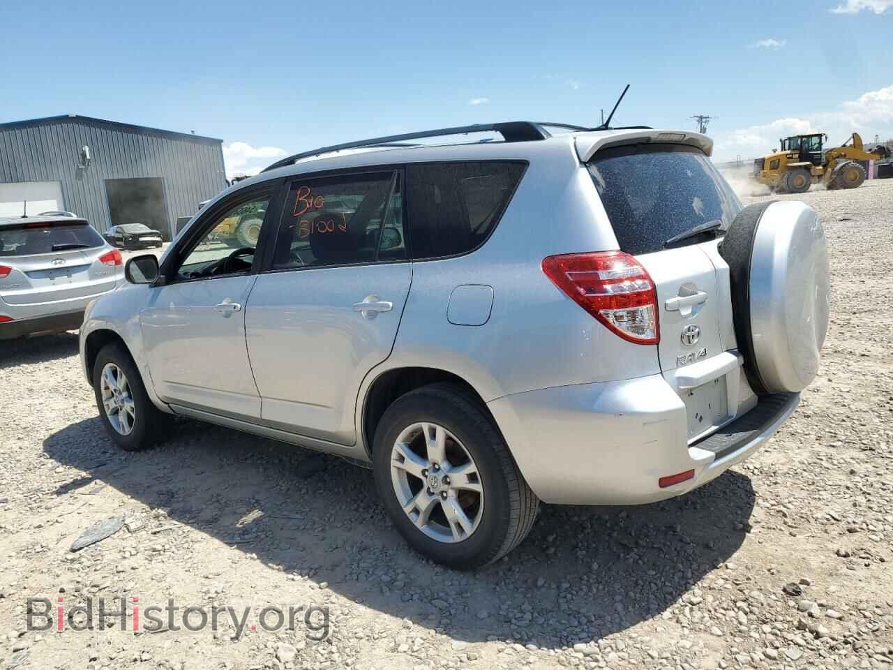 2011 TOYOTA RAV4 - VIN: 2T3BF4DV7BW096535 - Фото 2