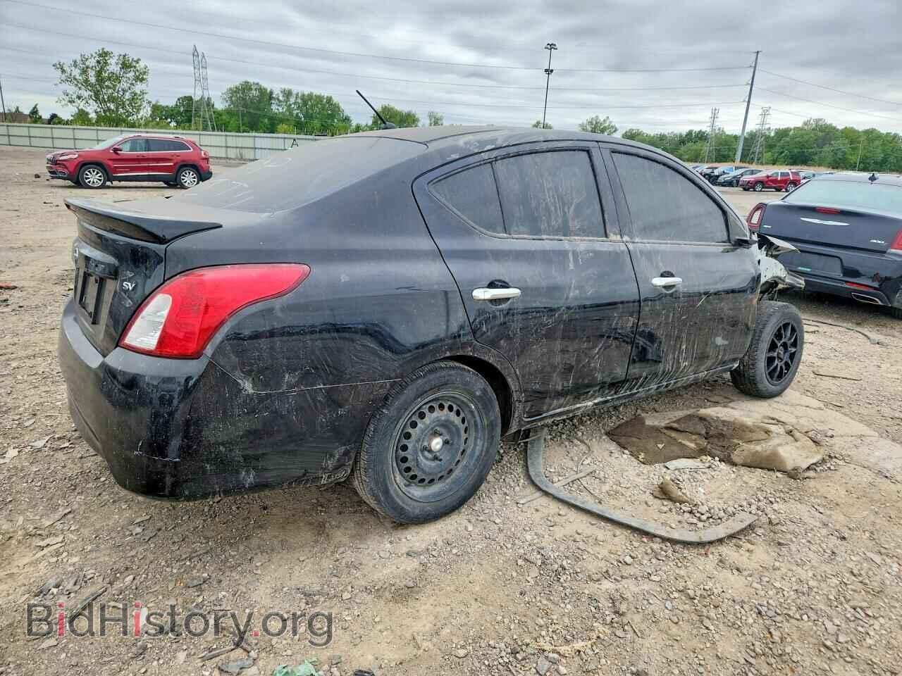 2017 NISSAN VERSA - VIN: 3N1CN7AP2HL840947 - Фото 3