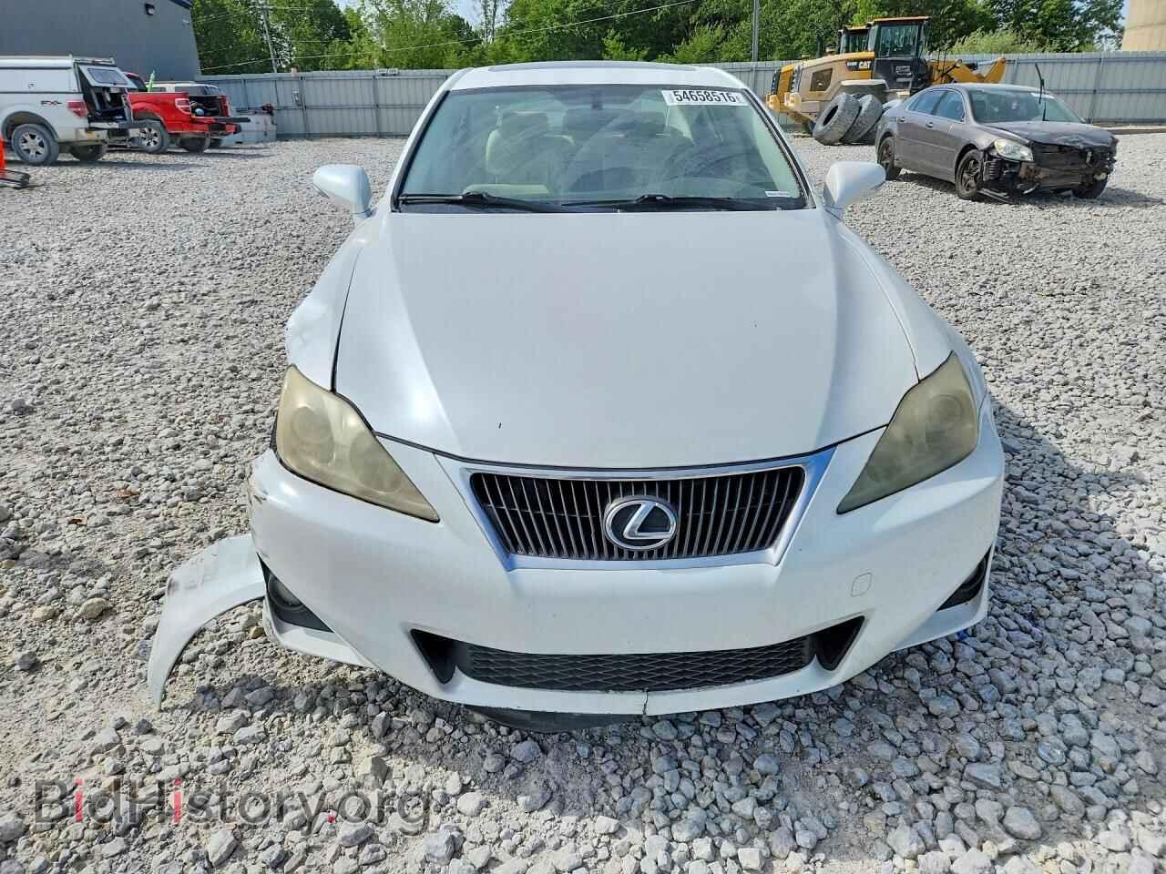 2011 LEXUS IS - VIN: JTHCF5C23B2035126 - Photo 5