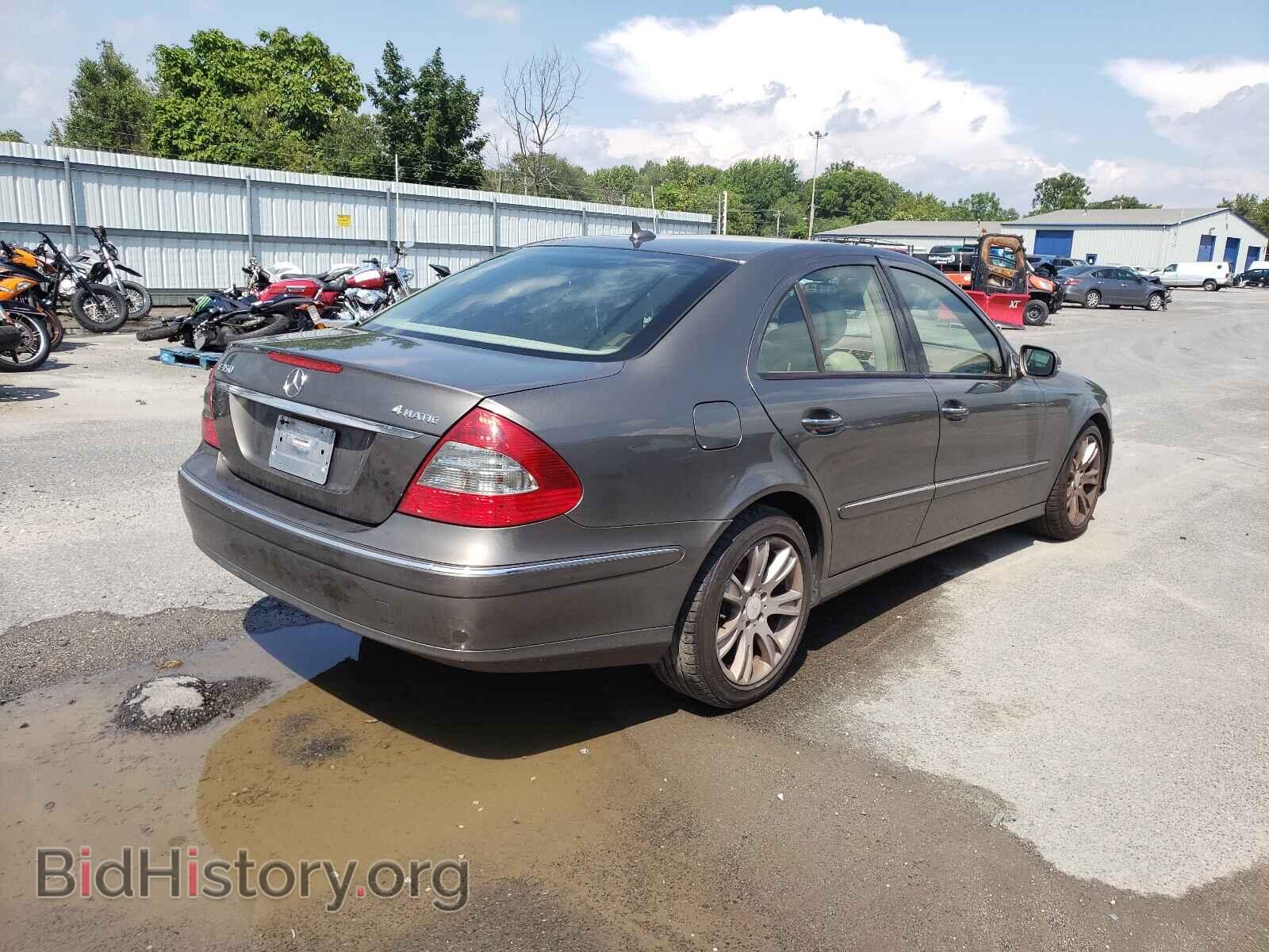2009 MERCEDES-BENZ E-CLASS - VIN: WDBUF87XX9B358921 - Фото 4