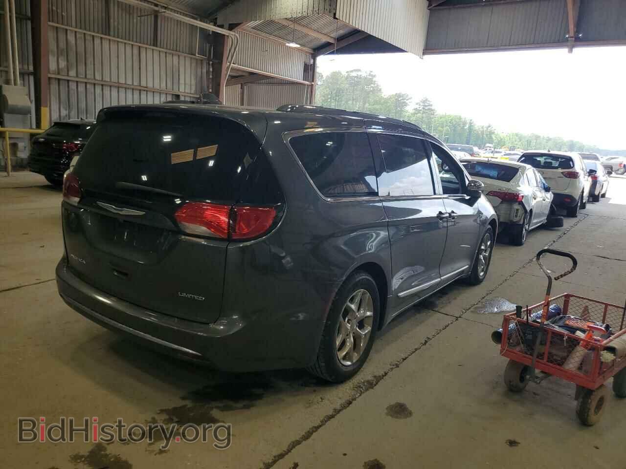 2018 CHRYSLER PACIFICA - VIN: 2C4RC1GG2JR351300 - Photo 3