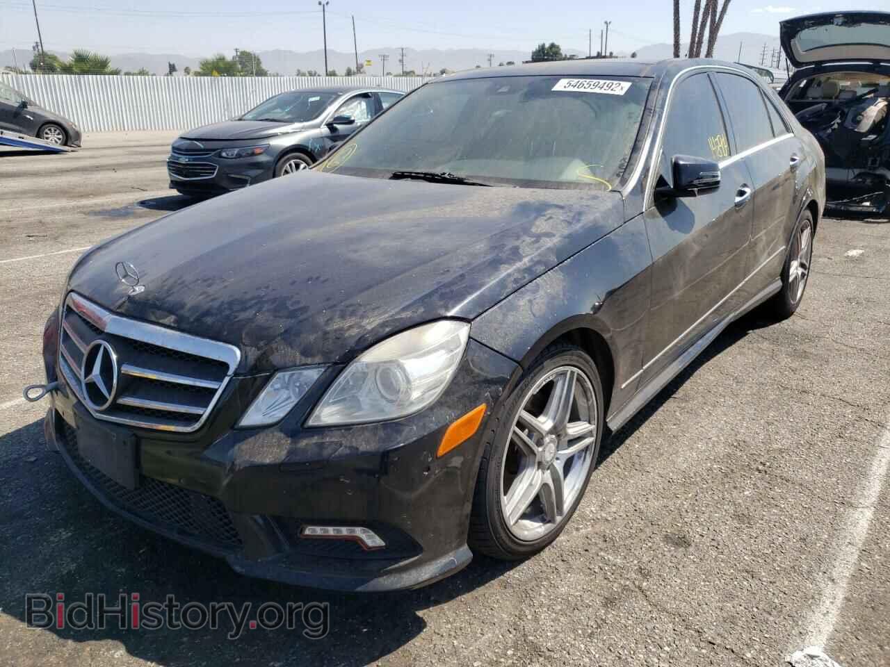 2011 MERCEDES-BENZ E-CLASS - VIN: WDDHF8HB2BA399289 - Фото 2