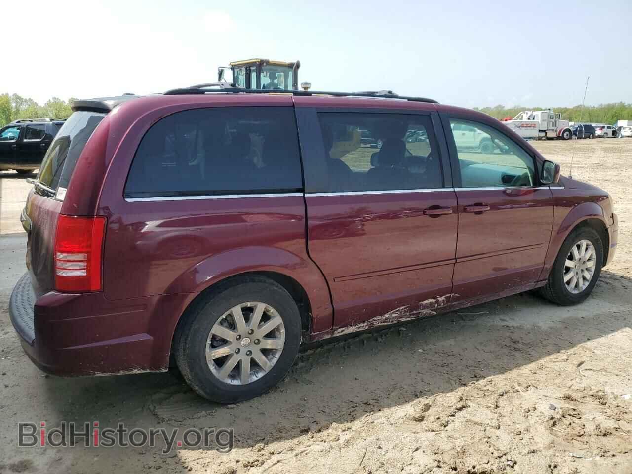 2008 CHRYSLER MINIVAN - VIN: 2A8HR54P68R655836 - Фото 3