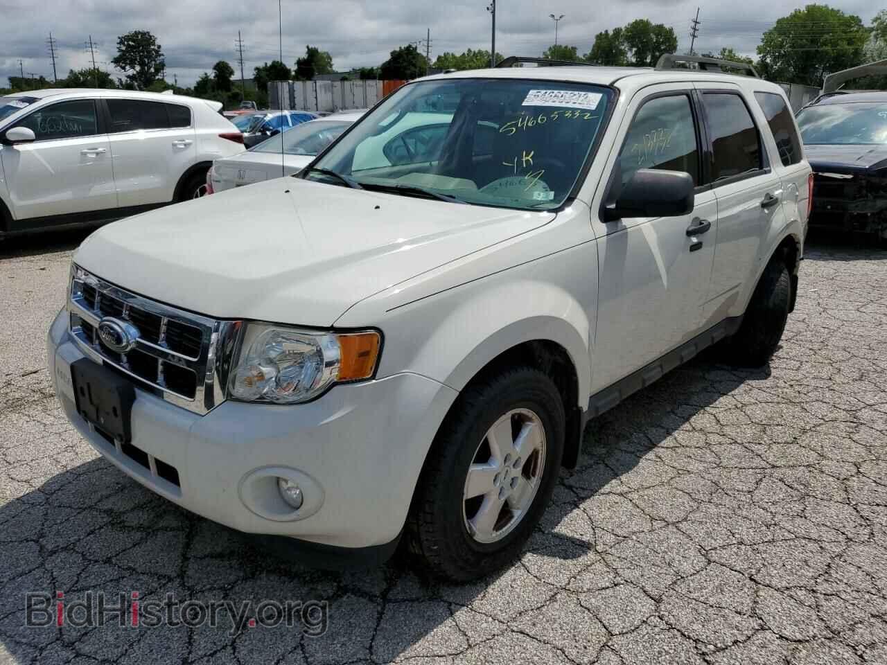 2011 FORD ESCAPE - VIN: 1FMCU0DG5BKB51184 - Фото 2