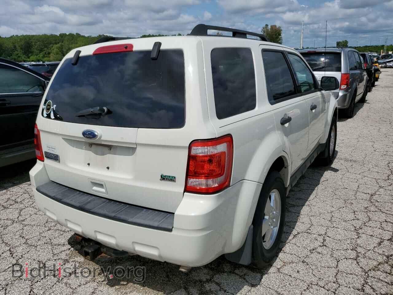 2011 FORD ESCAPE - VIN: 1FMCU0DG5BKB51184 - Фото 4