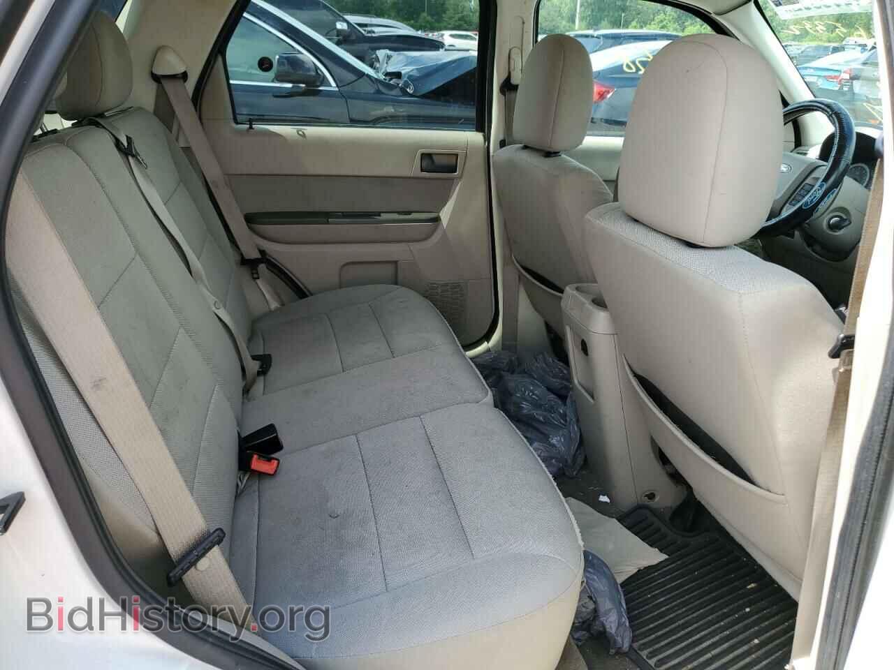2011 FORD ESCAPE - VIN: 1FMCU0DG5BKB51184 - Фото 6