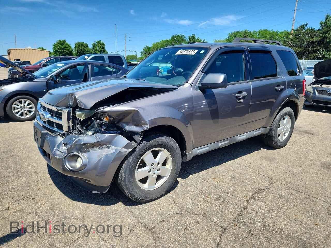 Photo 1FMCU0D75BKB45207 - FORD ESCAPE 2011