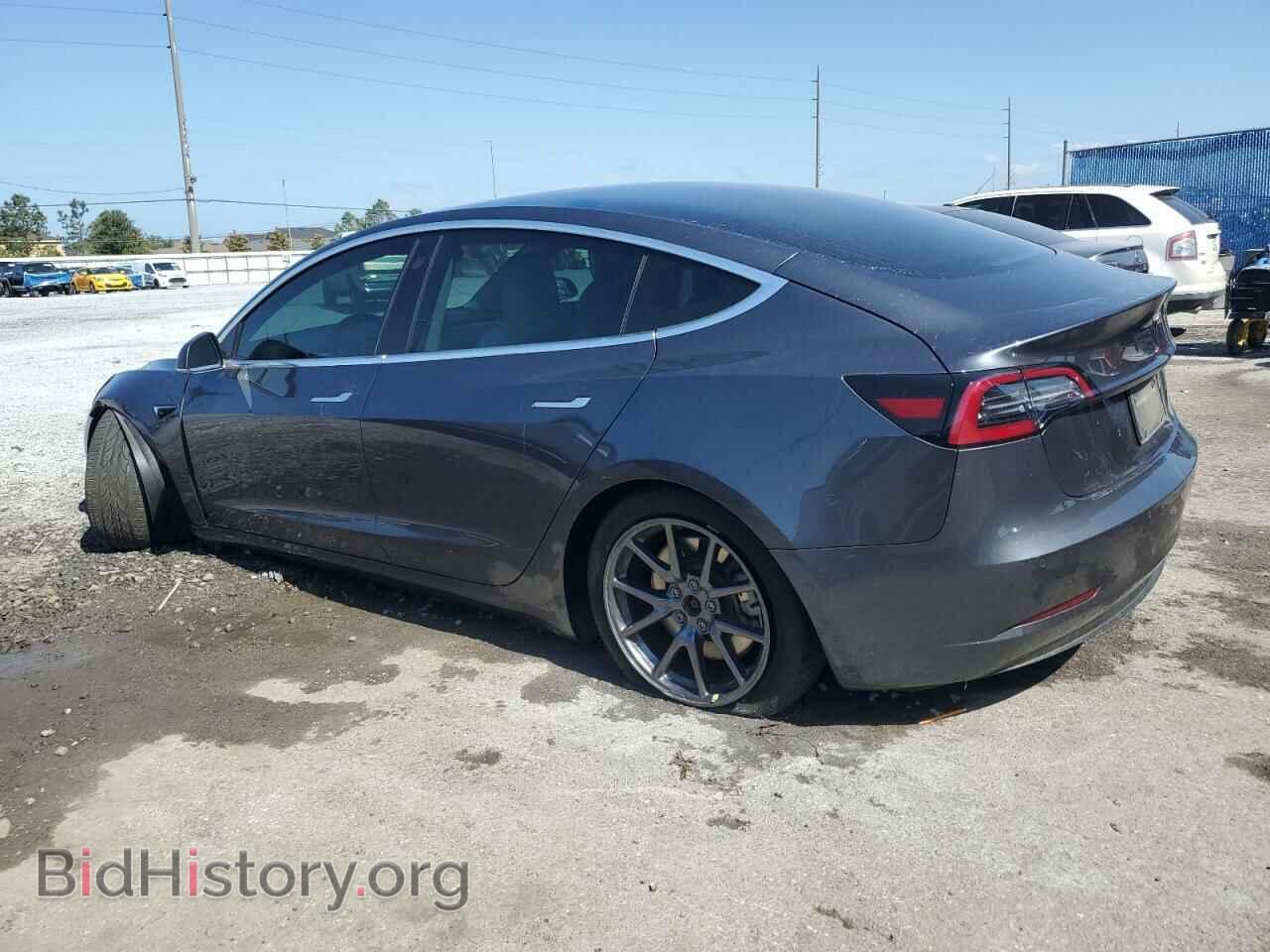 2018 TESLA MODEL 3 - VIN: 5YJ3E1EAXJF157916 - Photo 2