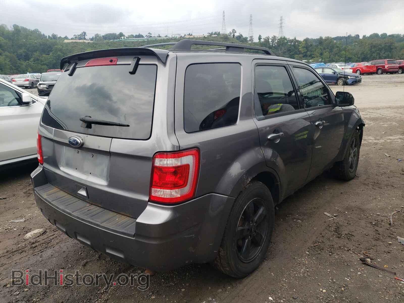 2011 FORD ESCAPE - VIN: 1FMCU0DG0BKA05985 - Фото 4