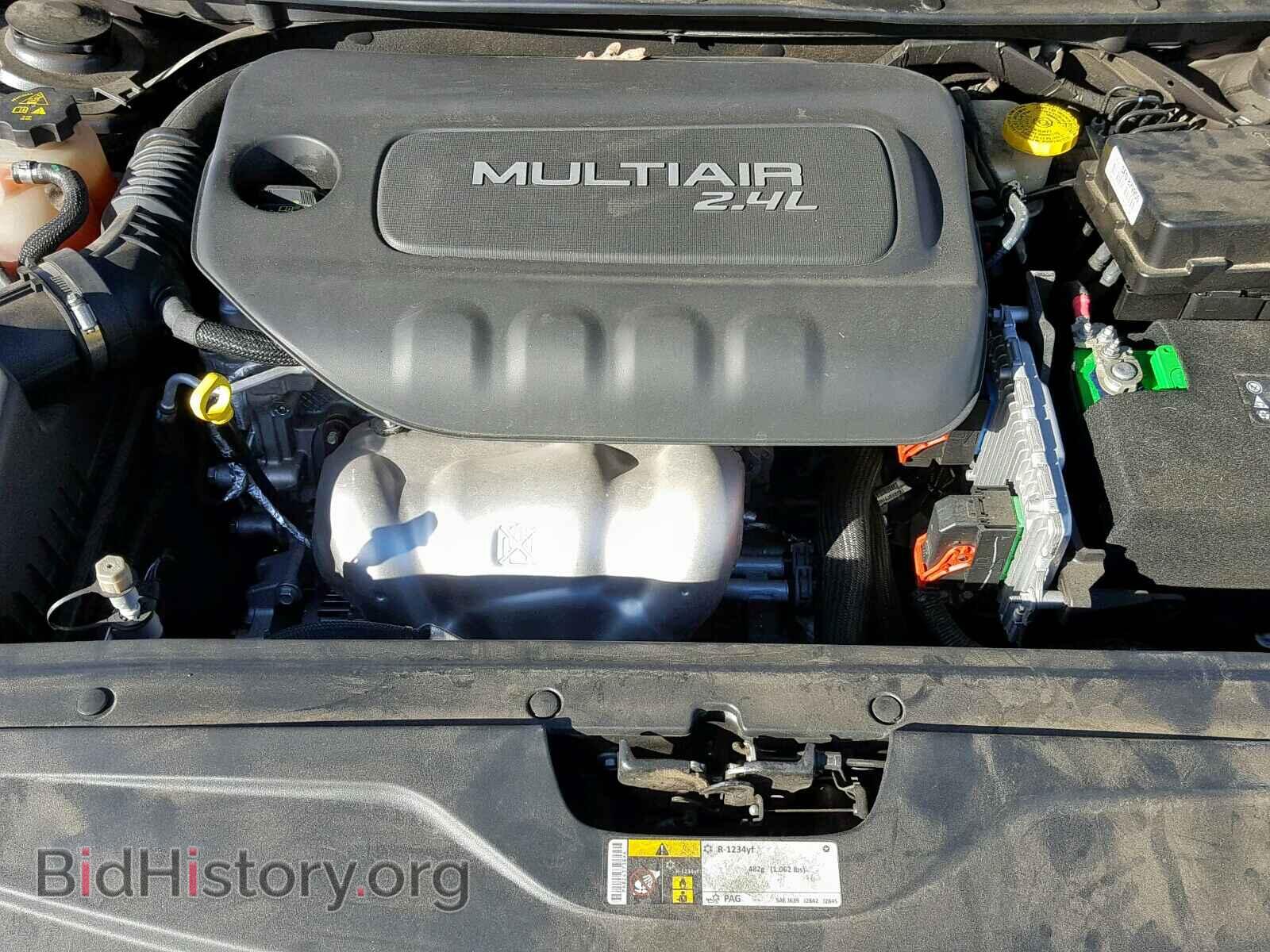 2016 CHRYSLER 200 - VIN: 1C3CCCAB6GN160827 - Фото 7