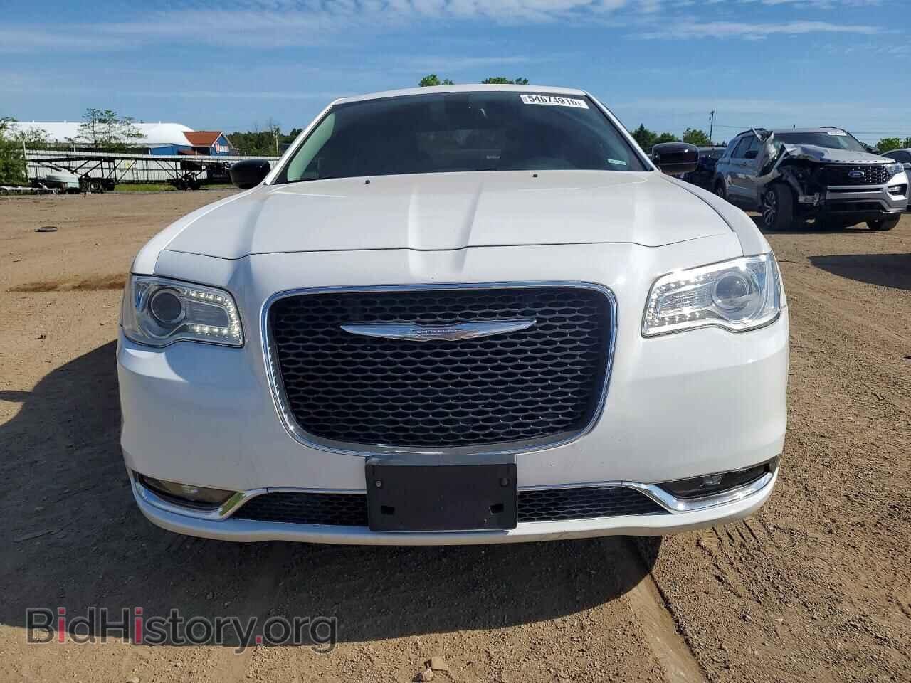 2016 CHRYSLER 300 - VIN: 2C3CCAAG4GH252835 - Фото 5