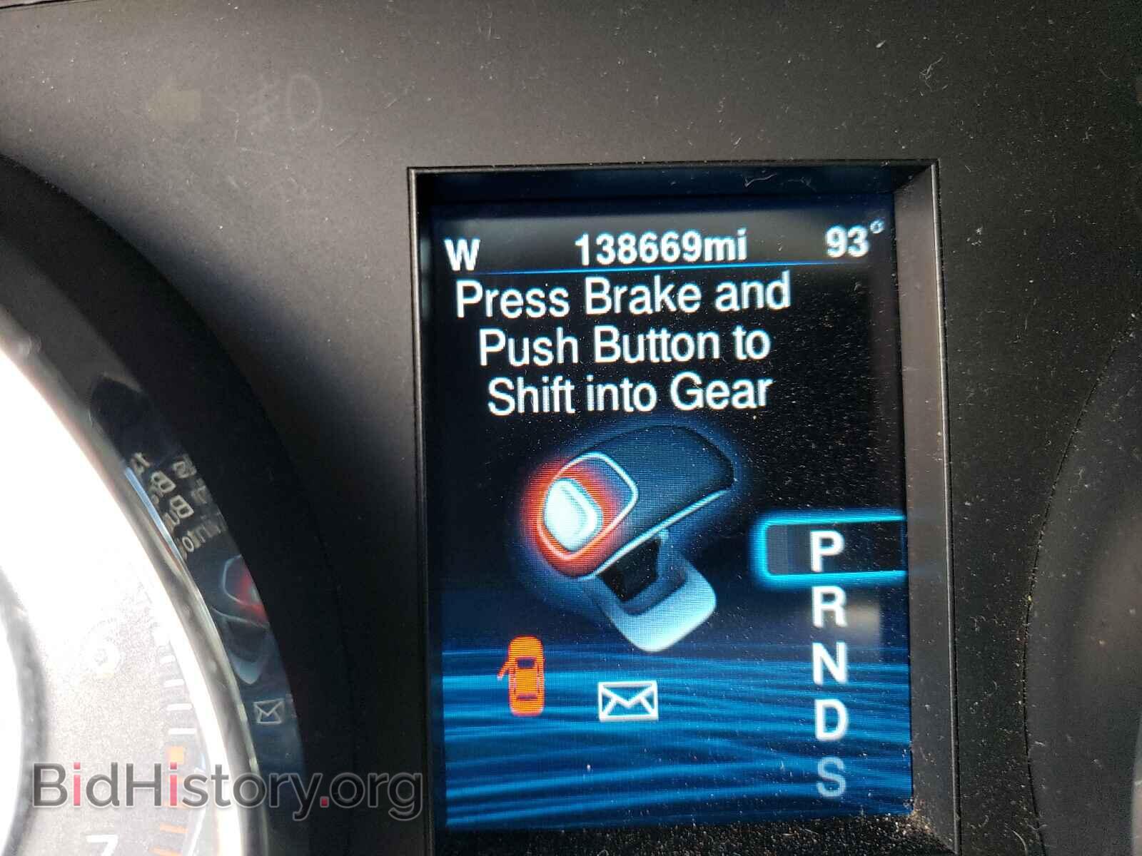 2013 CHRYSLER 300 - VIN: 2C3CCAGG3DH590147 - Фото 8