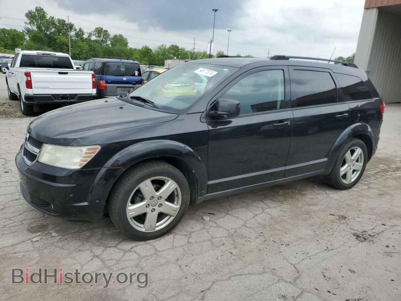 Фотография 3D4PH5FV5AT190053 - DODGE JOURNEY 2010