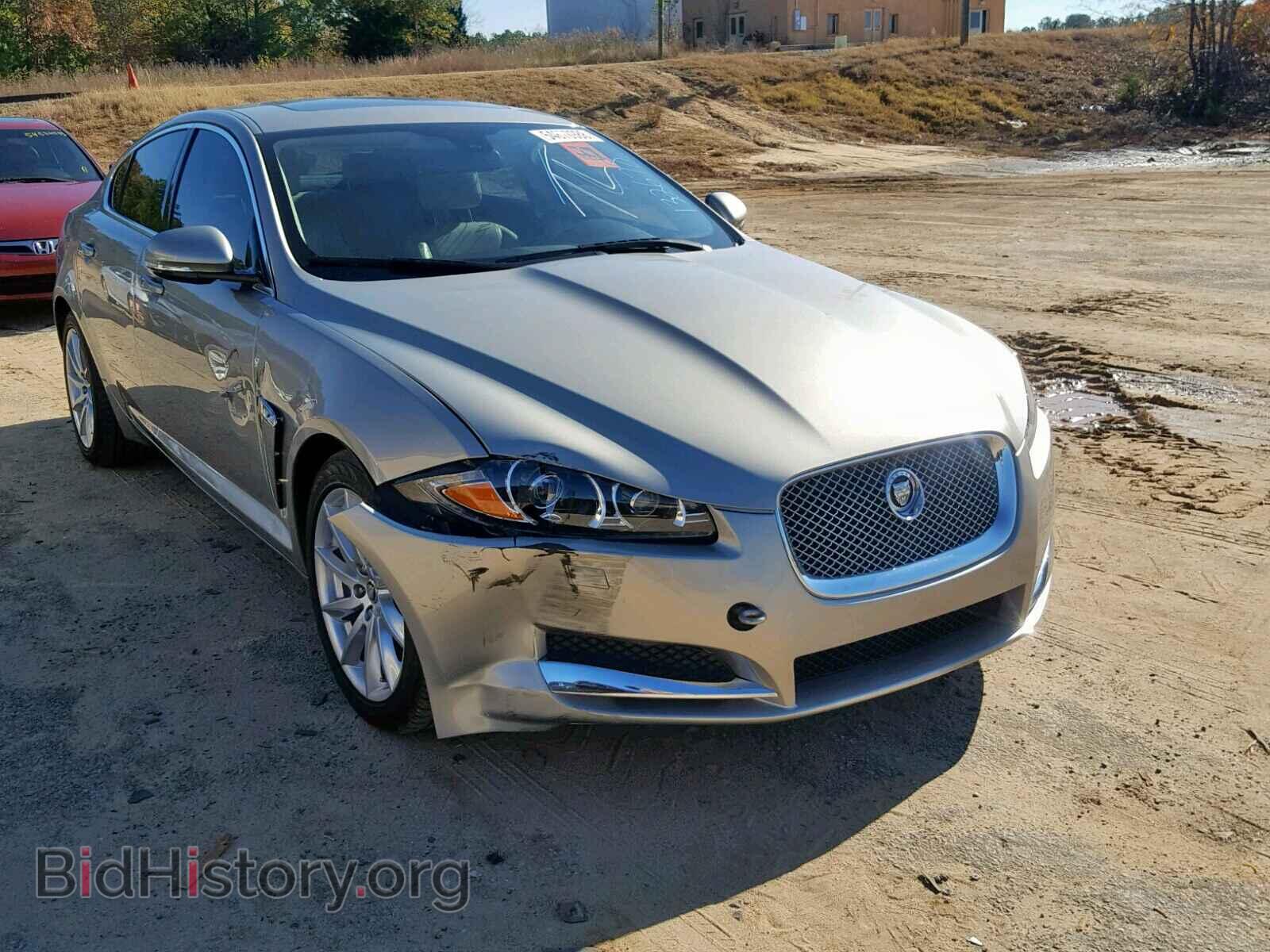 Фотография SAJWA0FB6CLS37452 - JAGUAR XF 2012