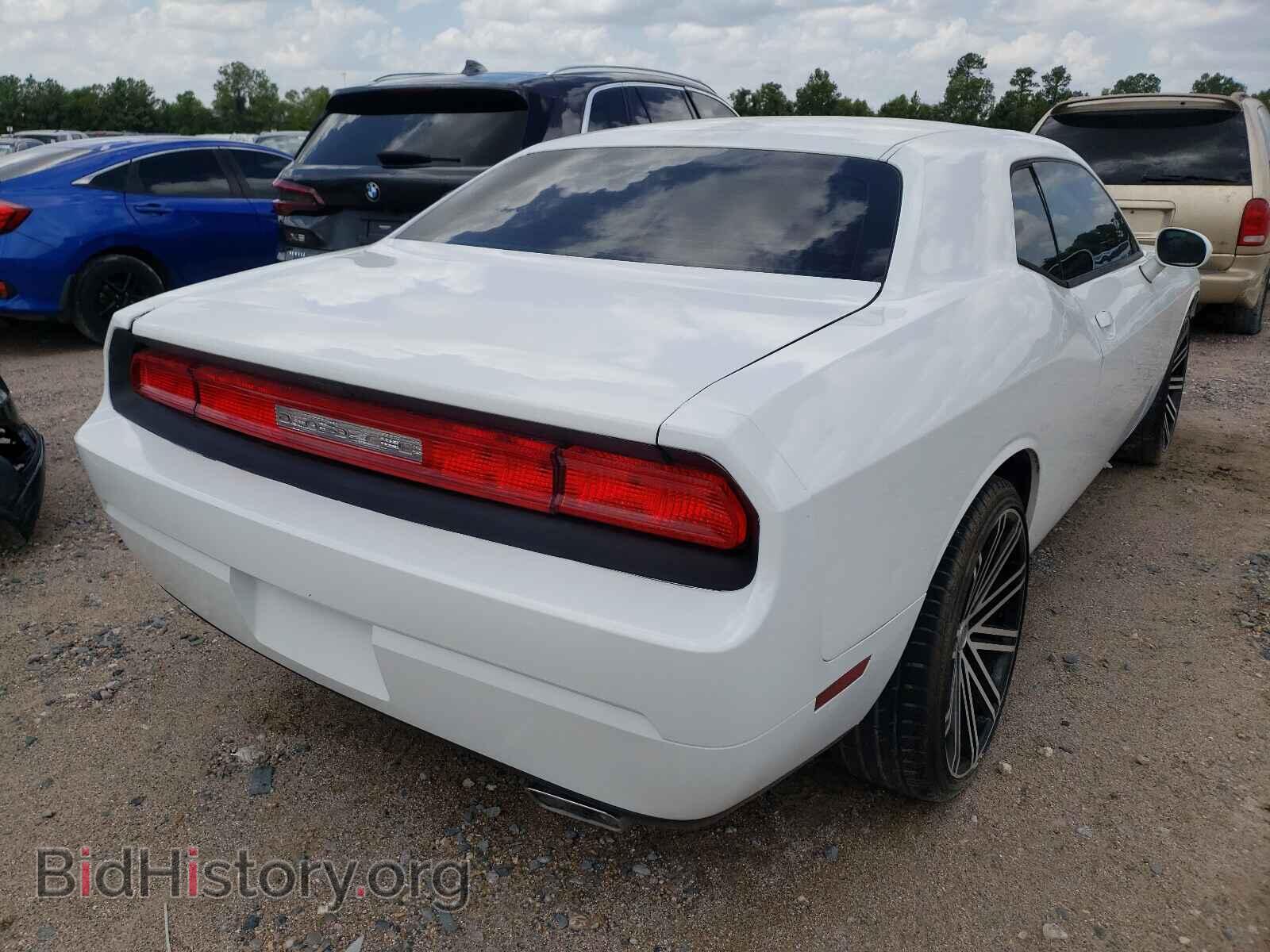 2014 DODGE CHALLENGER - VIN: 2C3CDYAG4EH214590 - Фото 4