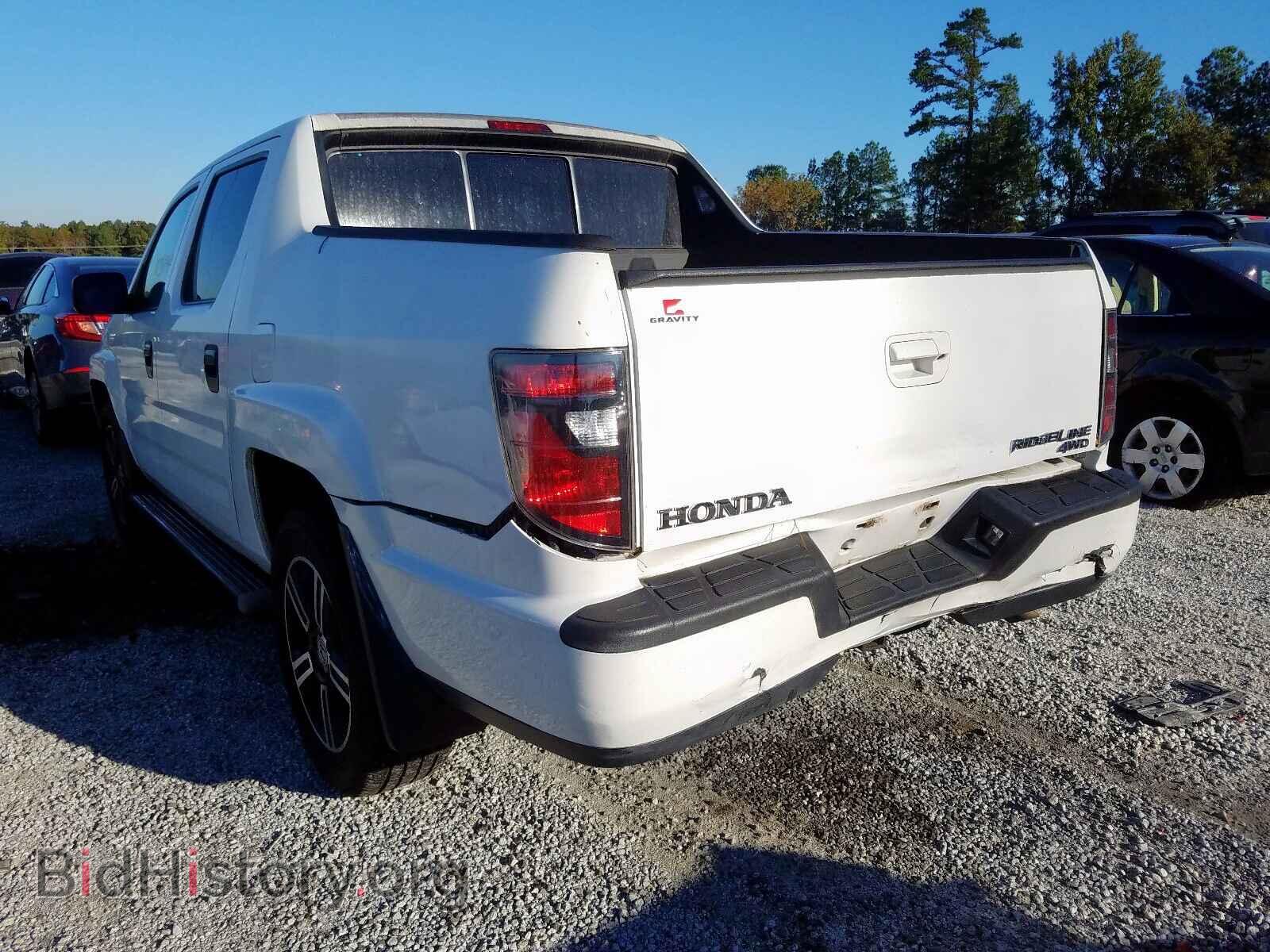 2013 HONDA RIDGELINE - VIN: 5FPYK1F70DB014857 - Фото 3
