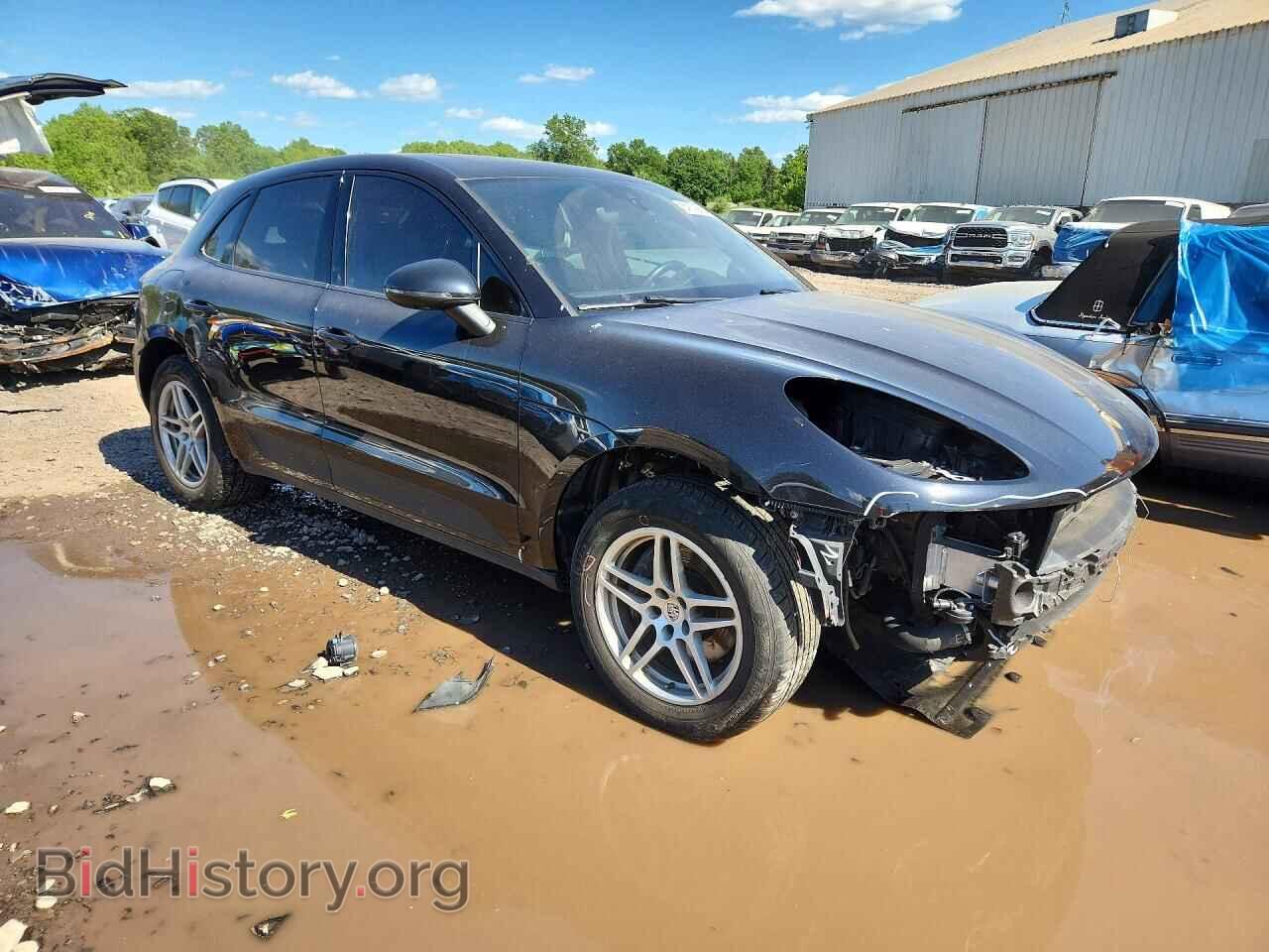 2017 PORSCHE MACAN - VIN: WP1AA2A50HLB02916 - Photo 4