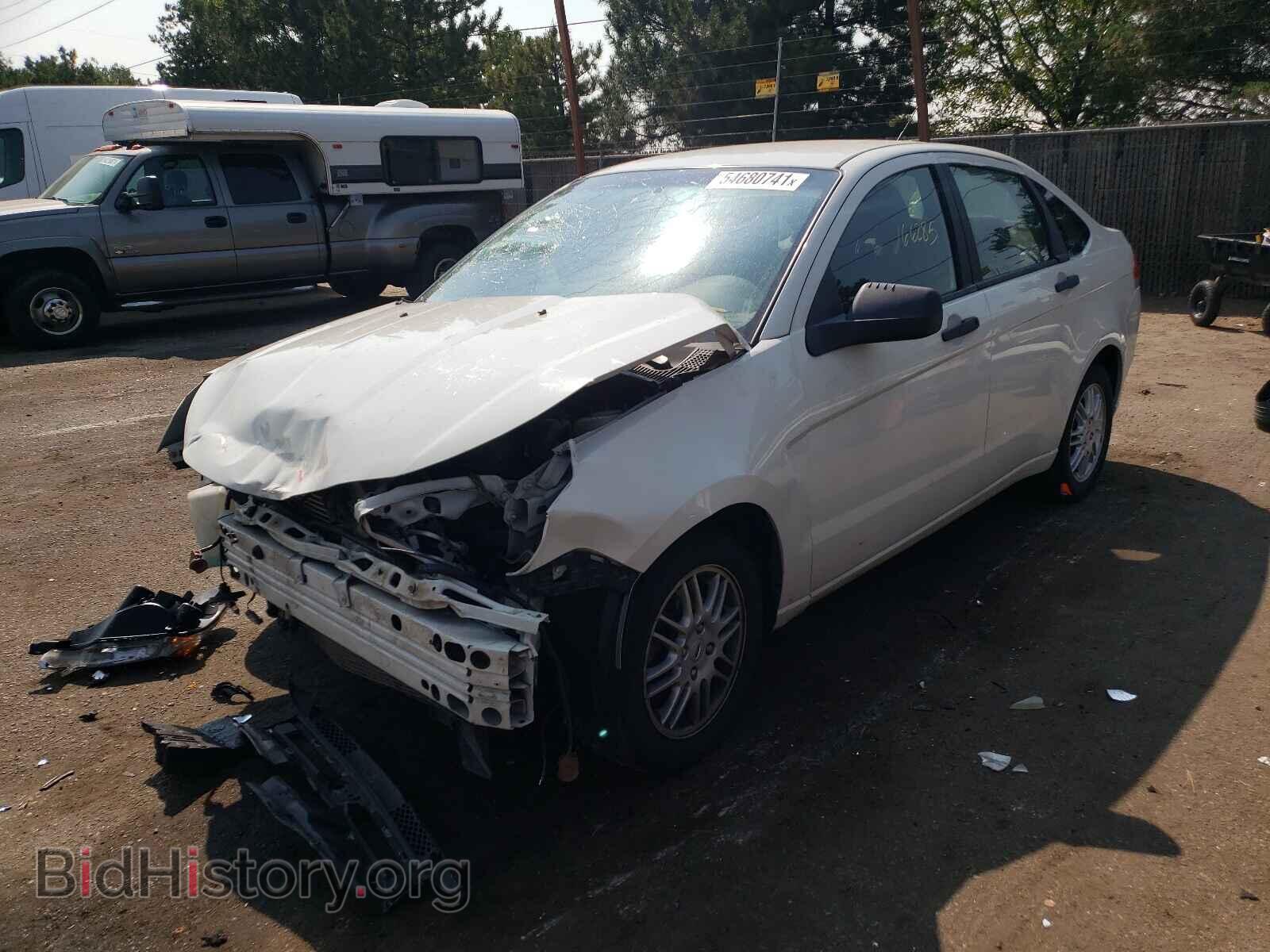 2011 FORD FOCUS - VIN: 1FAHP3FNXBW151940 - Фото 2