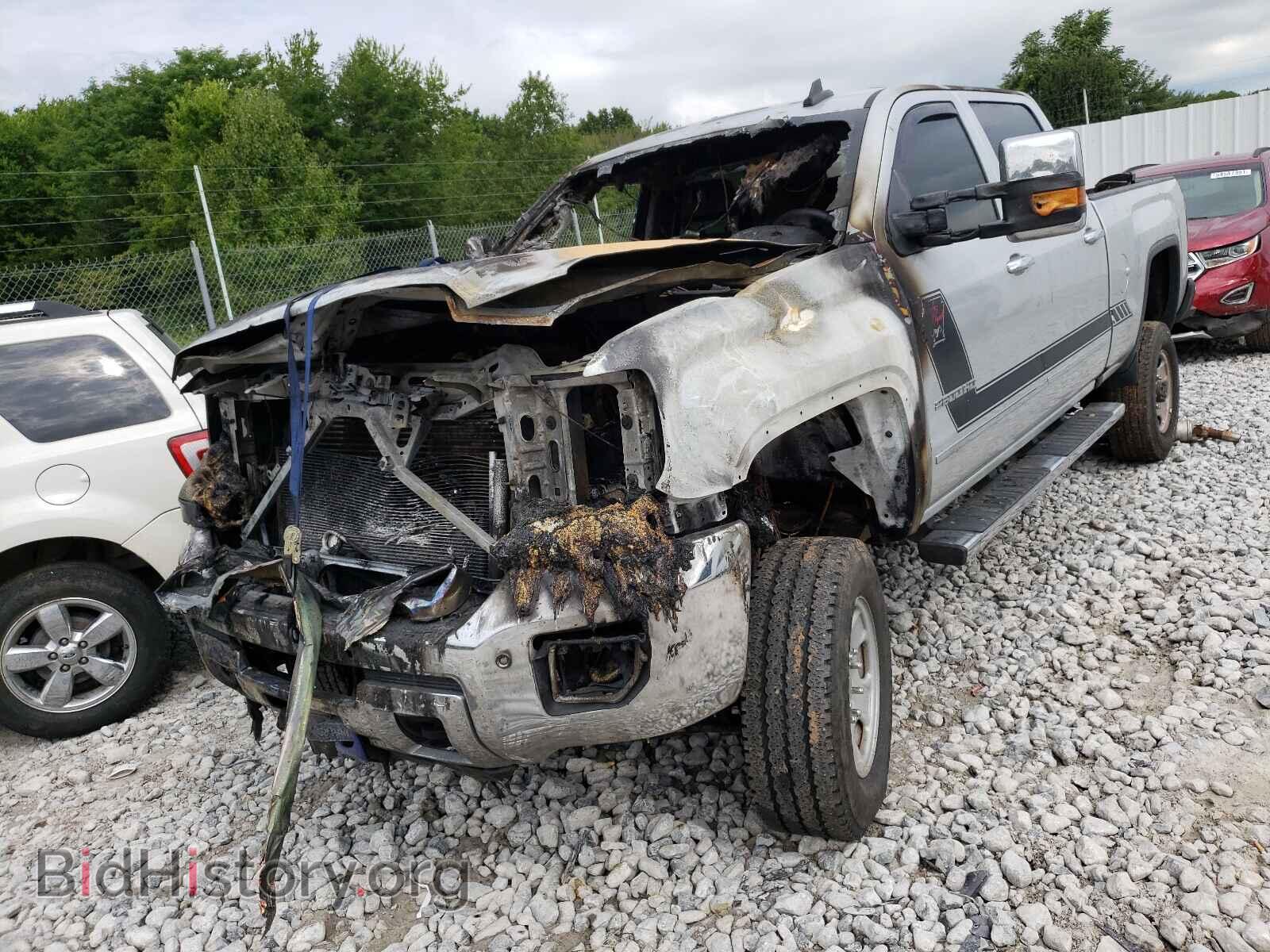 2016 GMC SIERRA - VIN: 1GT12TE88GF202459 - Фото 2