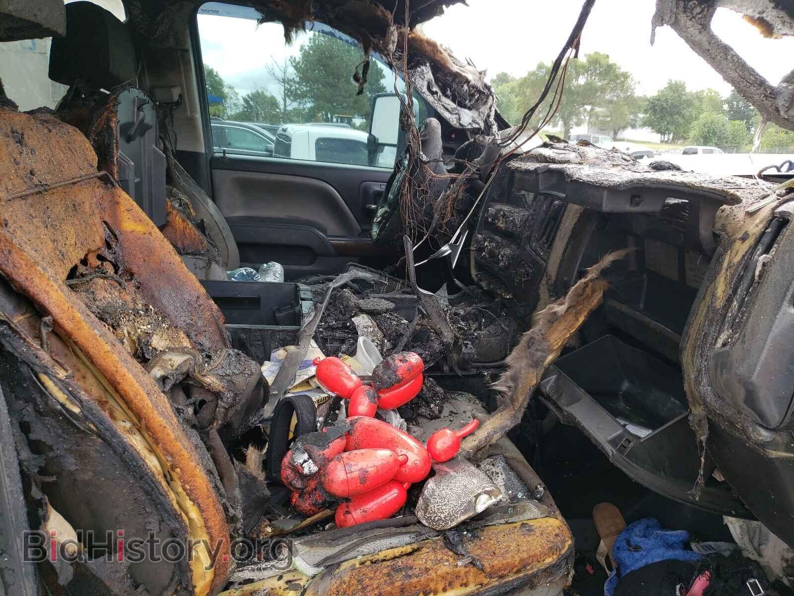 2016 GMC SIERRA - VIN: 1GT12TE88GF202459 - Фото 5