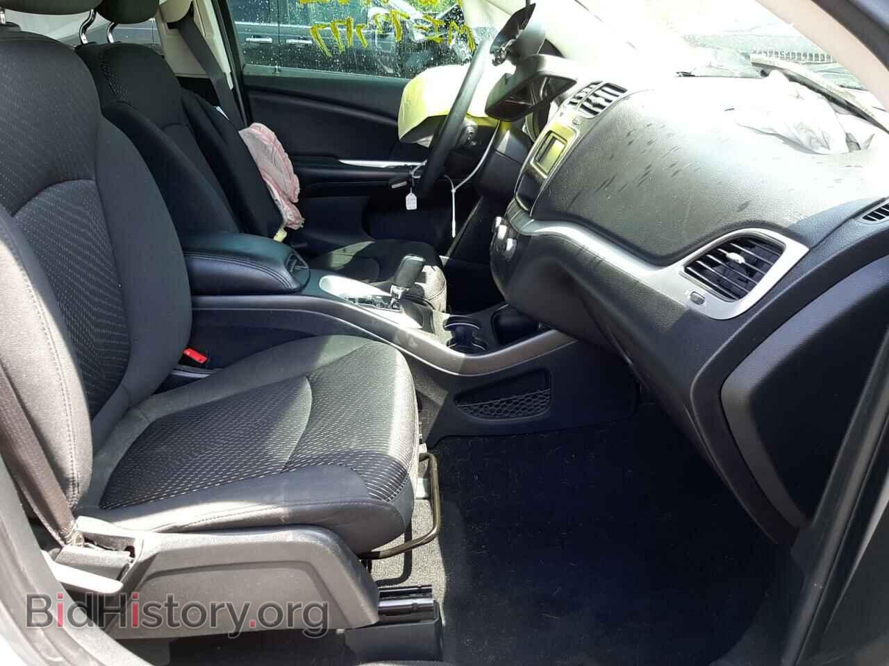 2018 DODGE JOURNEY - VIN: 3C4PDCAB9JT383977 - Фото 5