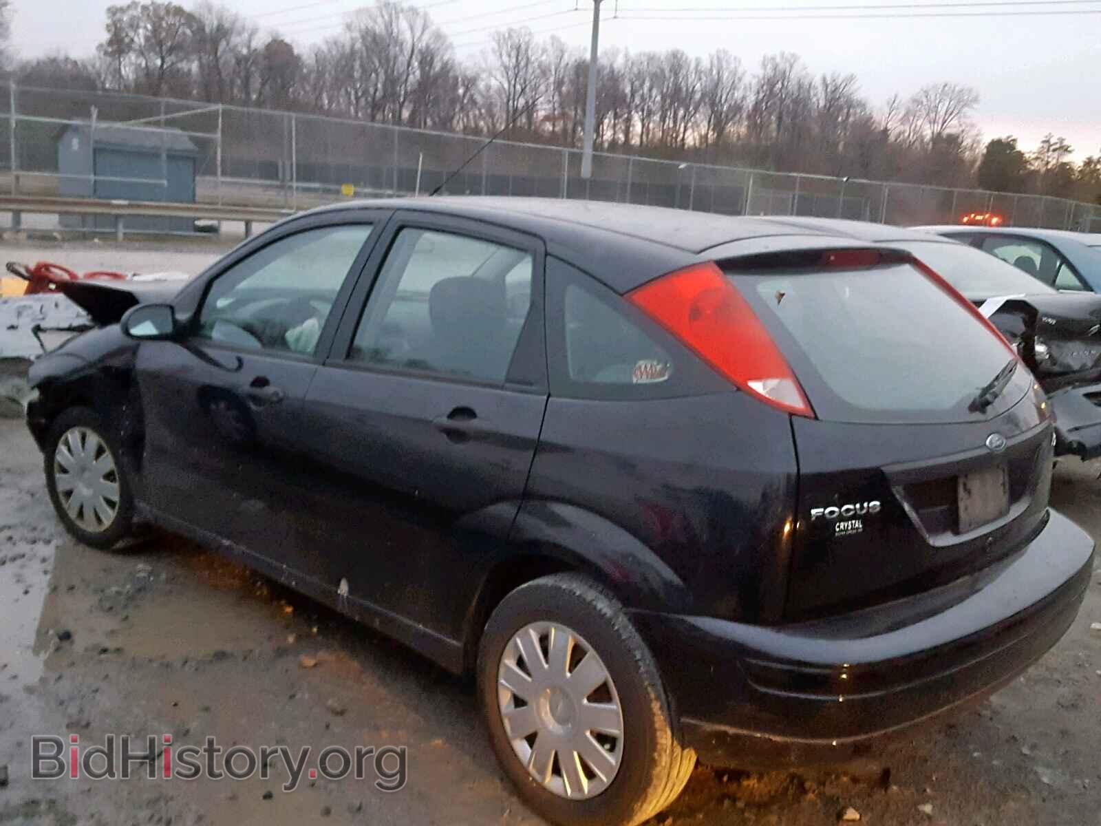 2005 FORD FOCUS - VIN: 3FAHP37N65R111411 - Фото 3