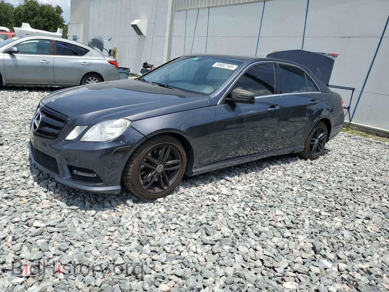 Photo WDDHF5KB5DA721286 - MERCEDES-BENZ E-CLASS 2013